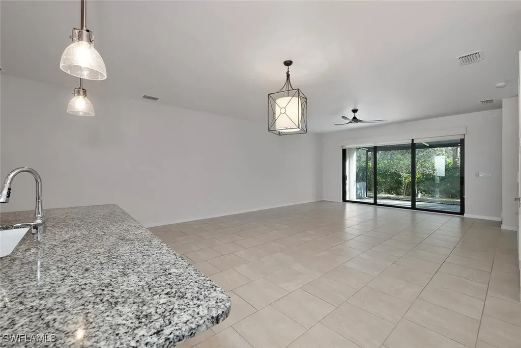 13010 Pembroke Drive Naples FL 34105