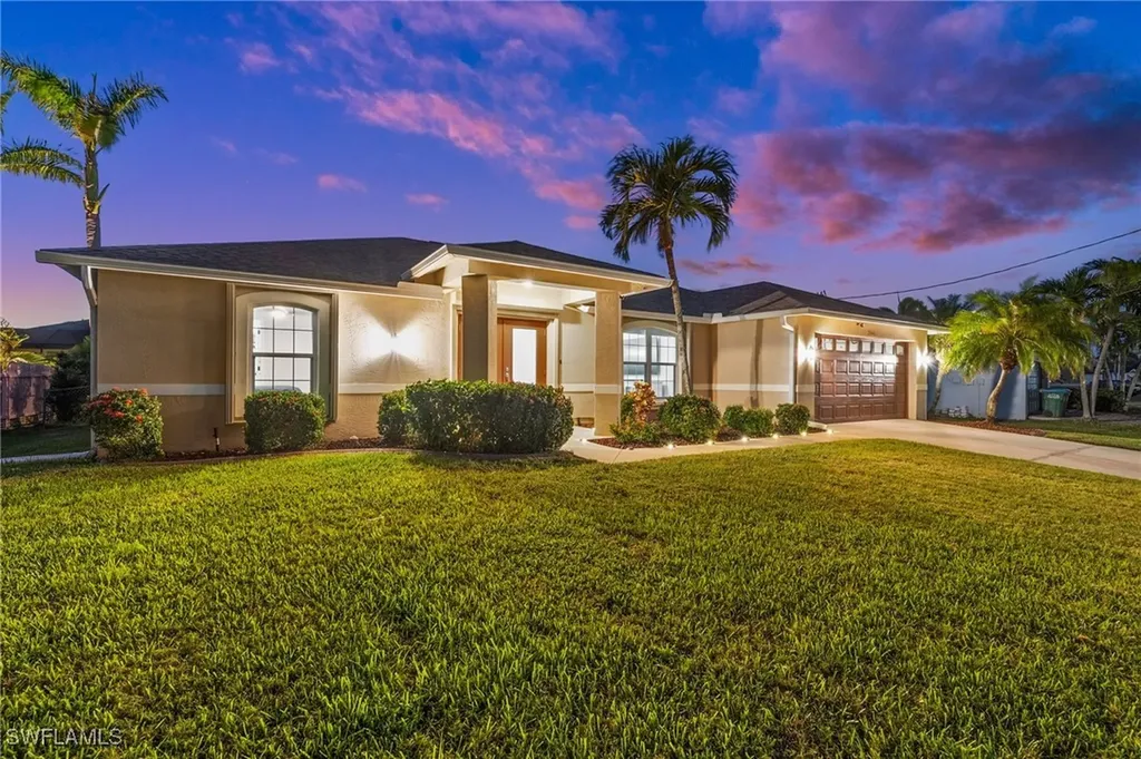 2542 SW 24th Court Cape Coral FL 33914
