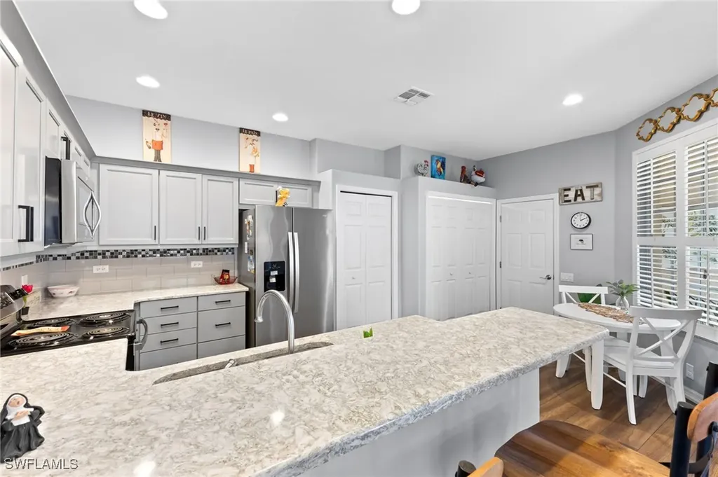 8828 E Bay Circle Fort Myers FL 33908