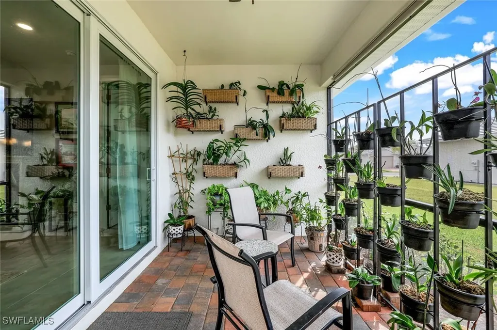 1009 Tranquil Brook Drive Naples FL 34114