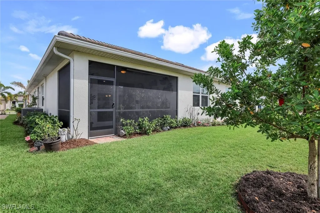 1009 Tranquil Brook Drive Naples FL 34114