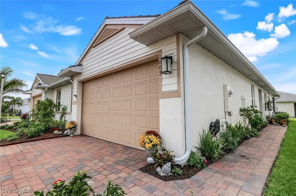 1009 Tranquil Brook Drive Naples FL 34114
