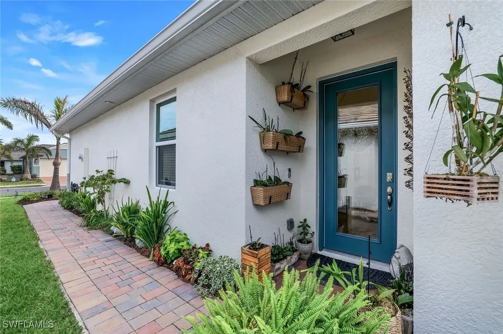 1009 Tranquil Brook Drive Naples FL 34114