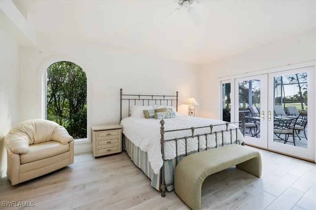 559 Eagle Creek Drive Naples FL 34113