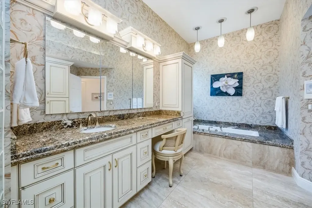 559 Eagle Creek Drive Naples FL 34113