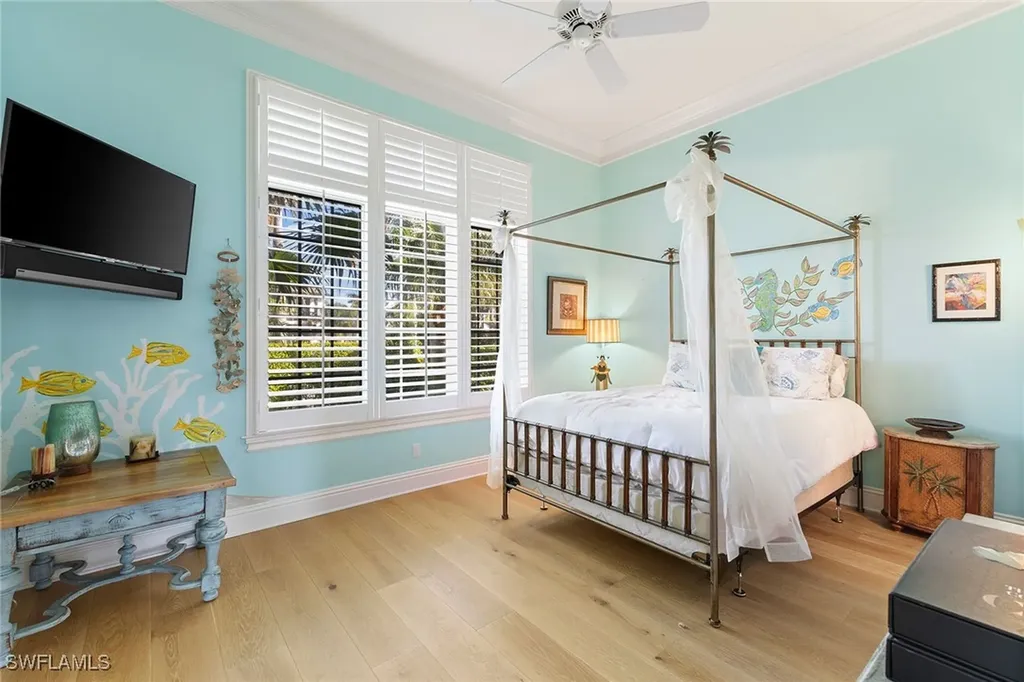 636 14th Avenue S Naples FL 34102
