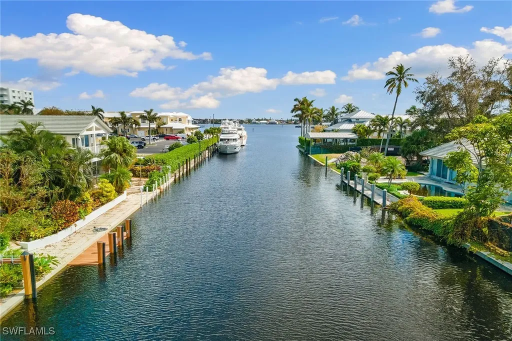 636 14th Avenue S Naples FL 34102