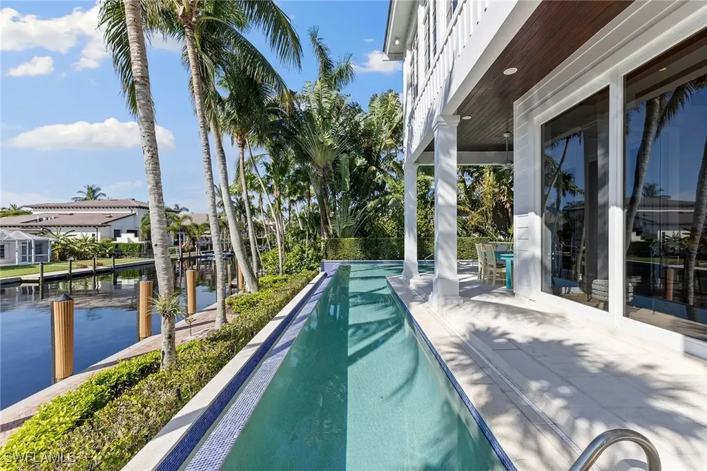 636 14th Avenue S Naples FL 34102