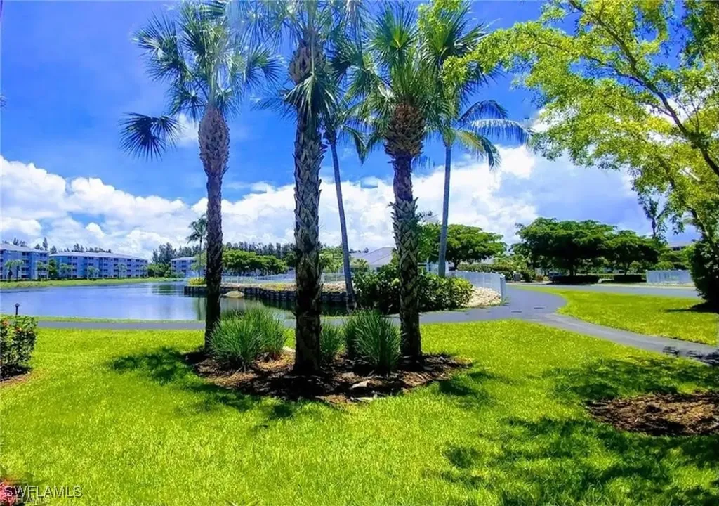16685 Lake Circle Drive Fort Myers FL 33908