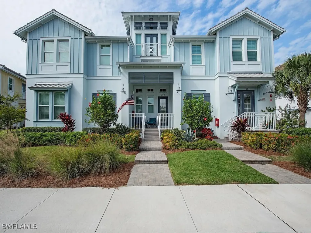 Naples FL, 6529 Dominica Drive, Unit 202