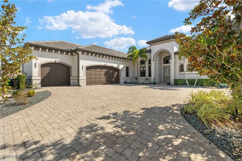 5341 SW 11th Avenue Cape Coral FL 33914