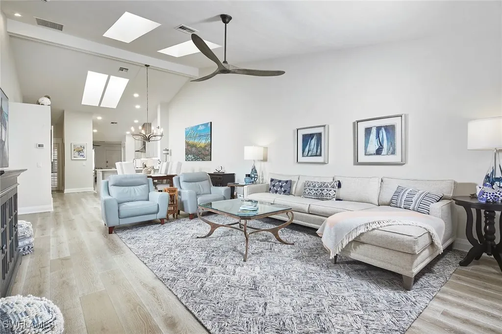 6633 Trident Way Naples FL 34108