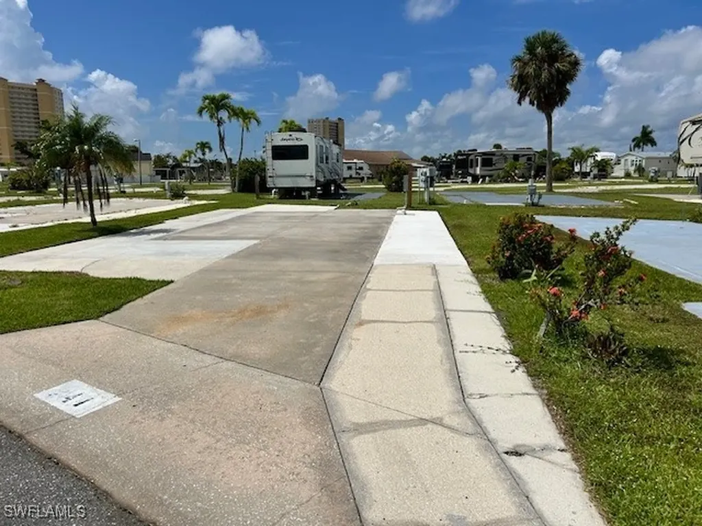 19681 Summerlin Road I-244 Fort Myers FL 33908
