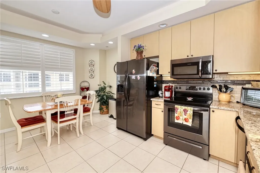 1105 Van Loon Commons Circle Cape Coral FL 33909