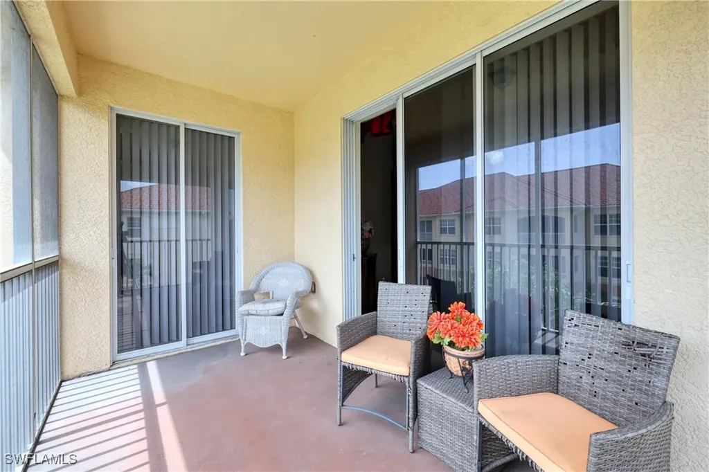 1105 Van Loon Commons Circle Cape Coral FL 33909