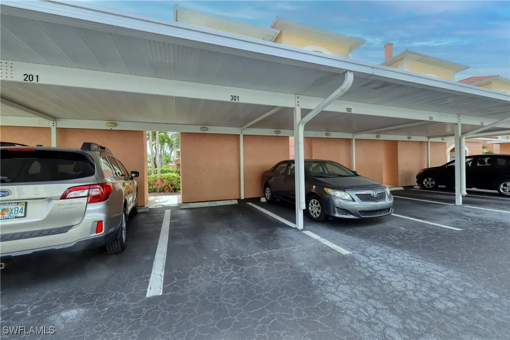 1105 Van Loon Commons Circle Cape Coral FL 33909