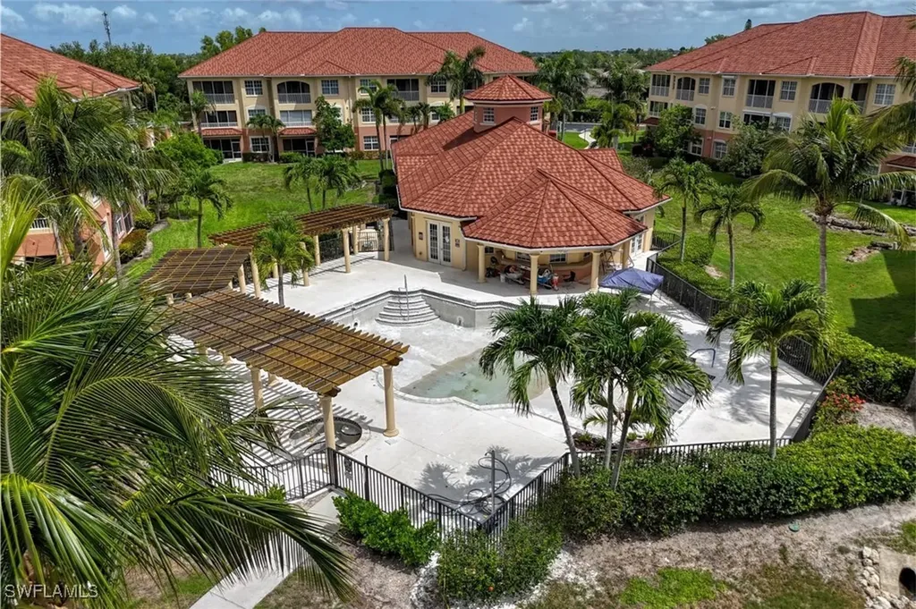 1105 Van Loon Commons Circle Cape Coral FL 33909