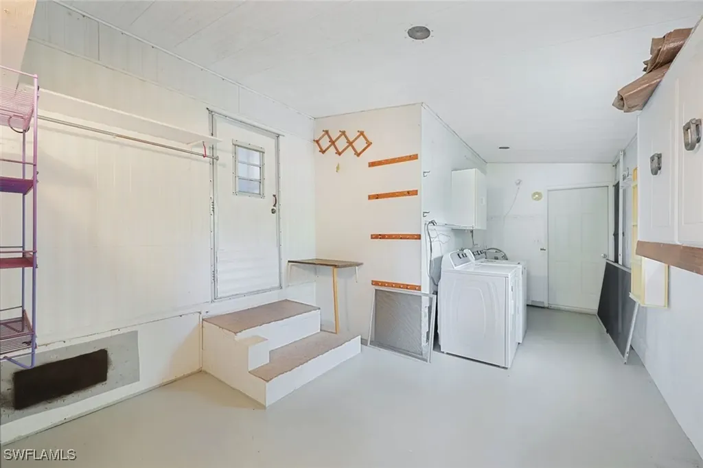 171 Grassy Key Lane Naples FL 34114