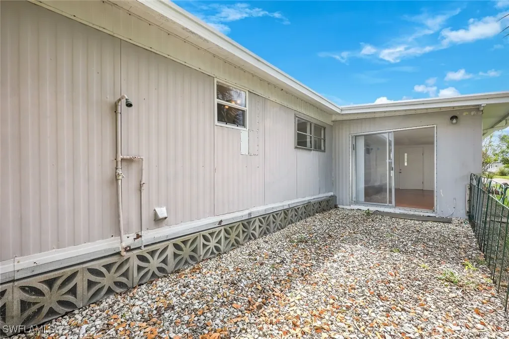 171 Grassy Key Lane Naples FL 34114