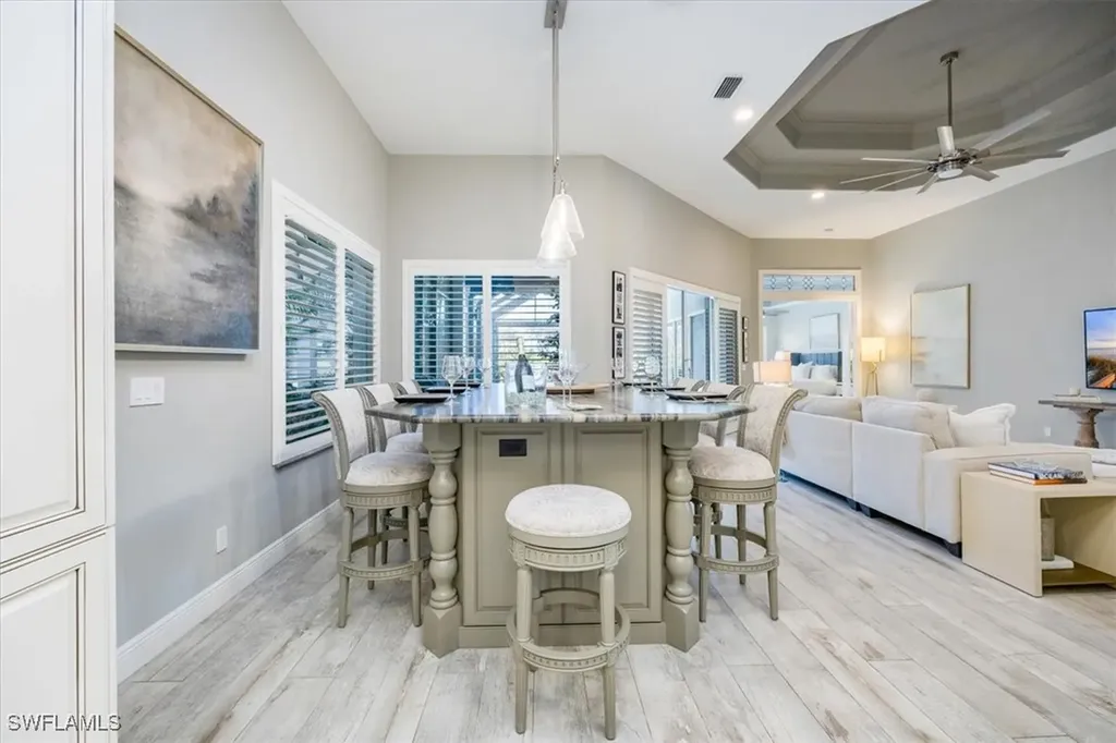 4072 Kensington High Street Naples FL 34105