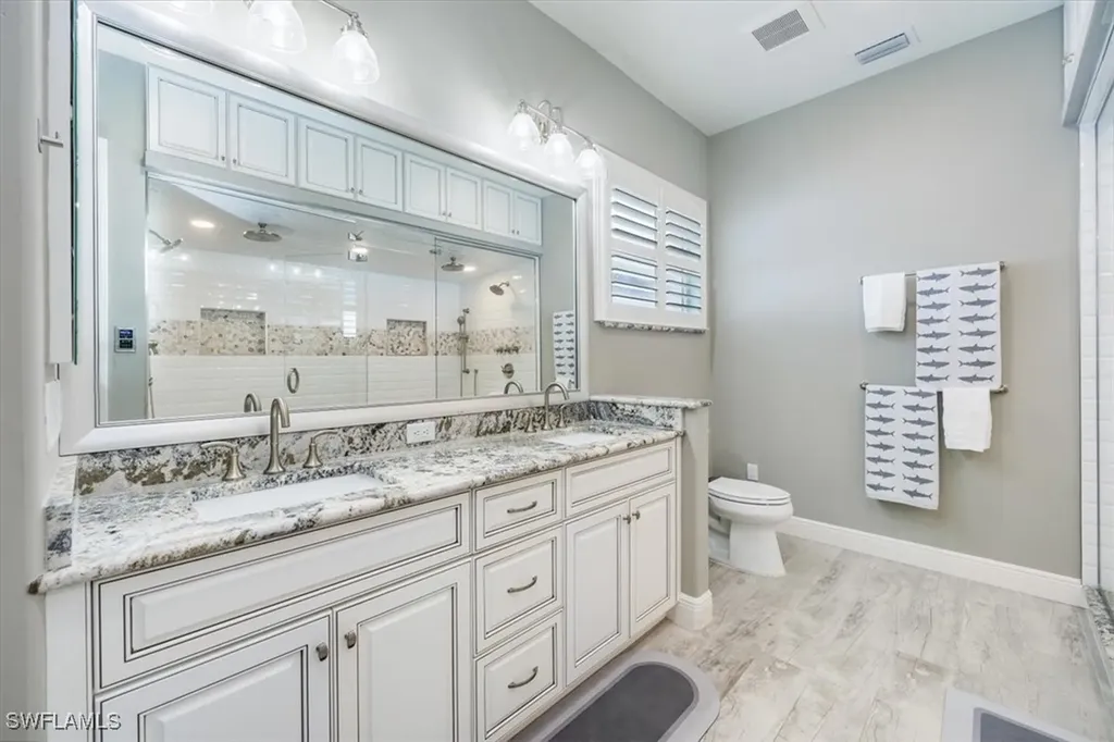 4072 Kensington High Street Naples FL 34105