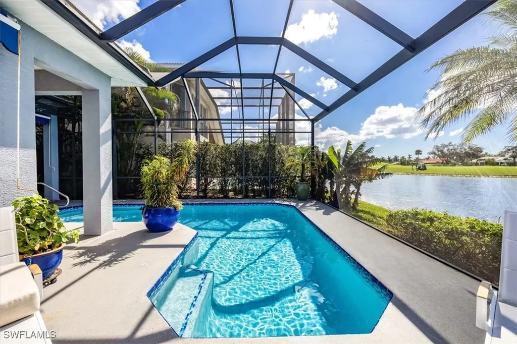 4072 Kensington High Street Naples FL 34105