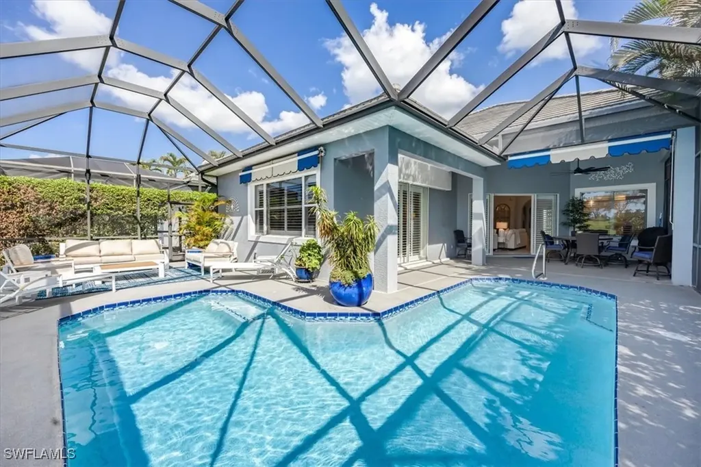4072 Kensington High Street Naples FL 34105