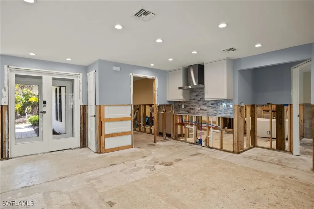 734 Anchor Drive Sanibel FL 33957