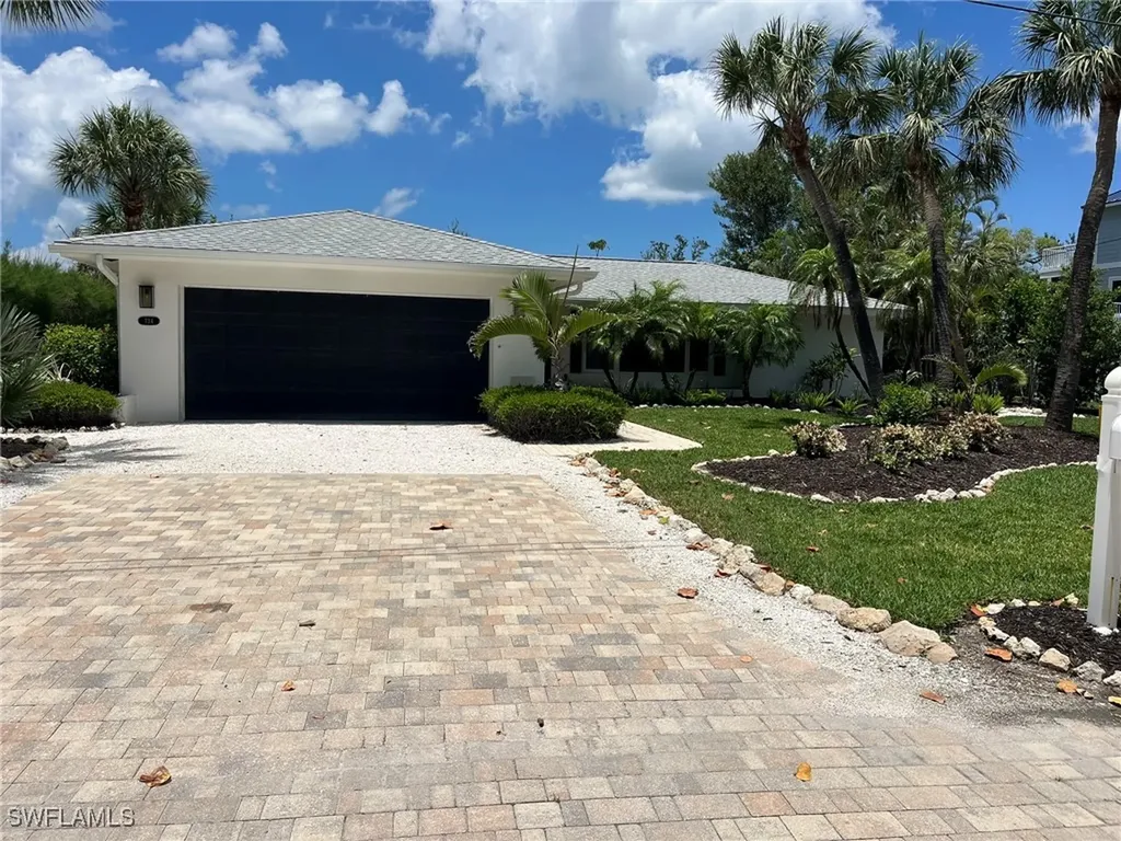 734 Anchor Drive Sanibel FL 33957