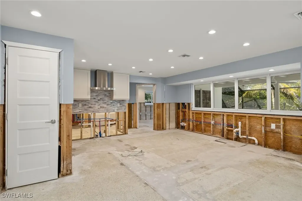 734 Anchor Drive Sanibel FL 33957