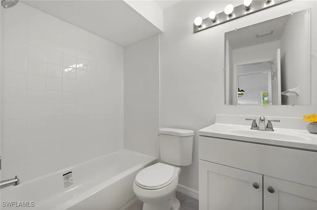 16801 Sanibel Sunset Court Fort Myers FL 33908
