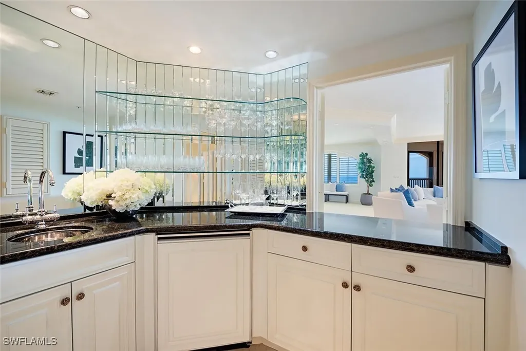 8171 Bay Colony Drive Naples FL 34108