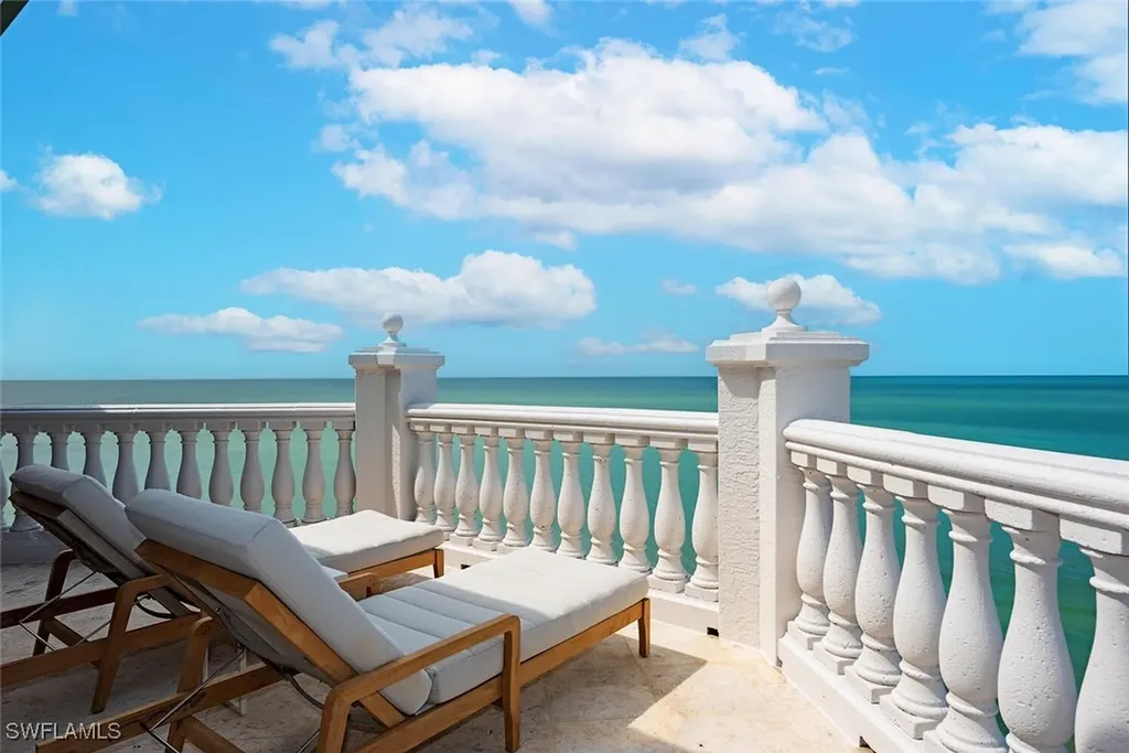8171 Bay Colony Drive Naples FL 34108