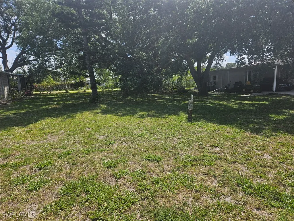 859 Manatee Road Naples FL 34114