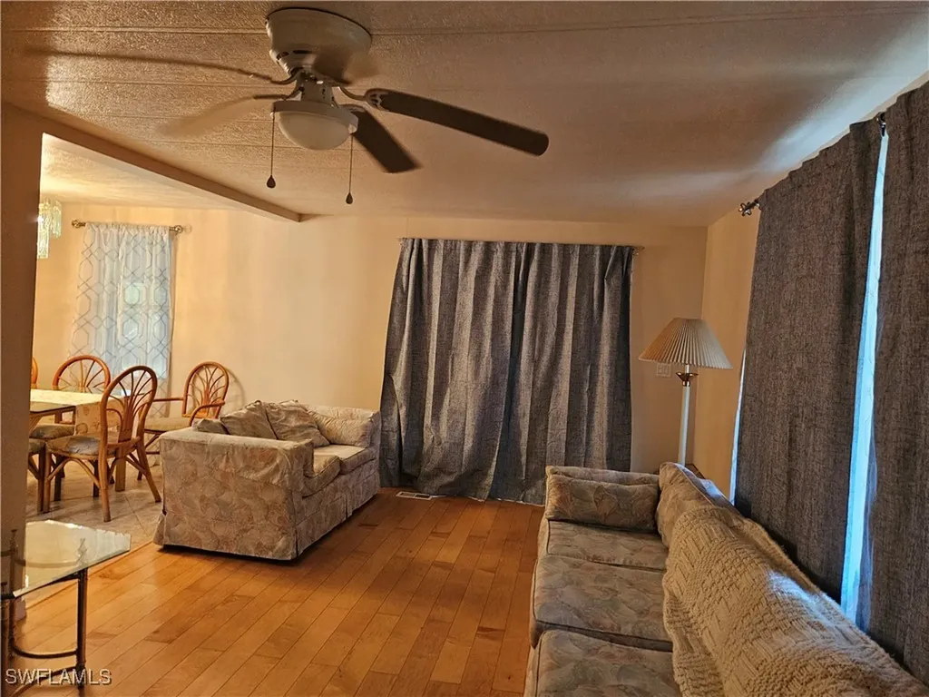 859 Manatee Road Naples FL 34114