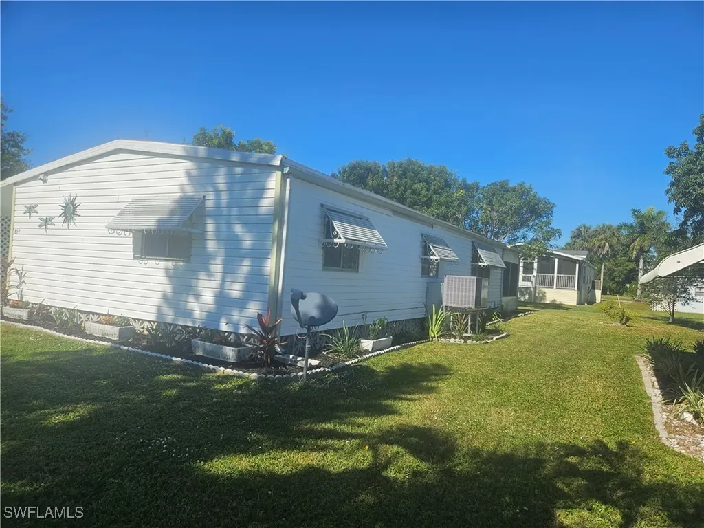 859 Manatee Road Naples FL 34114