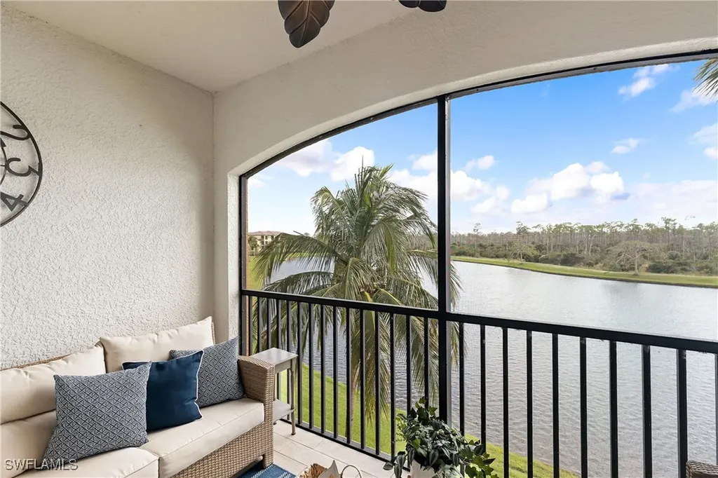 9731 Acqua Court Naples FL 34113