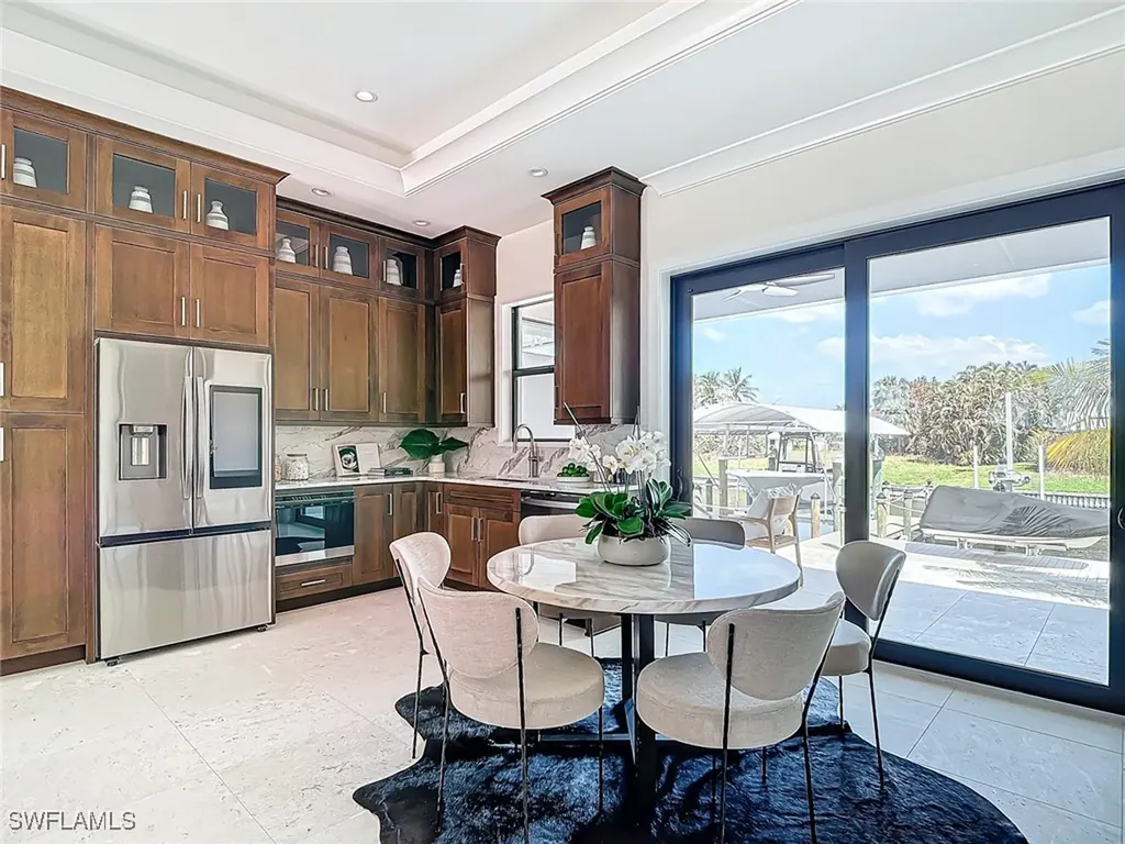 14201 Bay Drive Fort Myers FL 33919