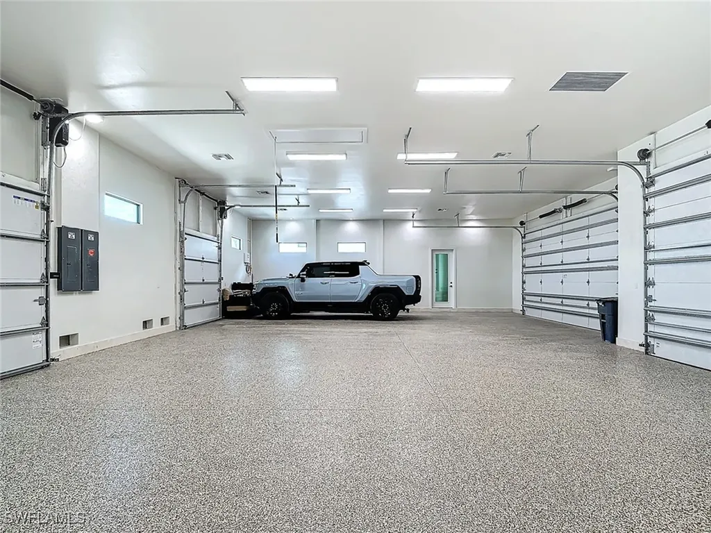 14201 Bay Drive Fort Myers FL 33919