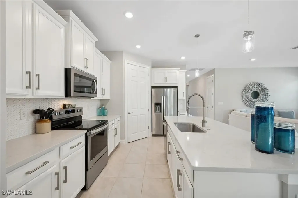 14643 Stillwater Way Naples FL 34114