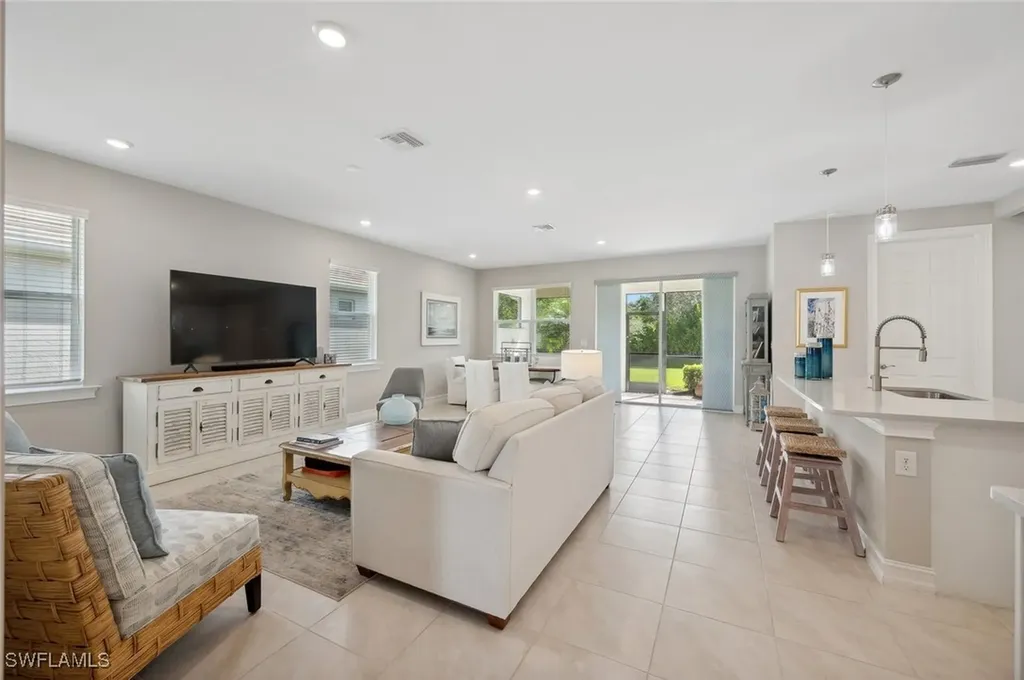 14643 Stillwater Way Naples FL 34114