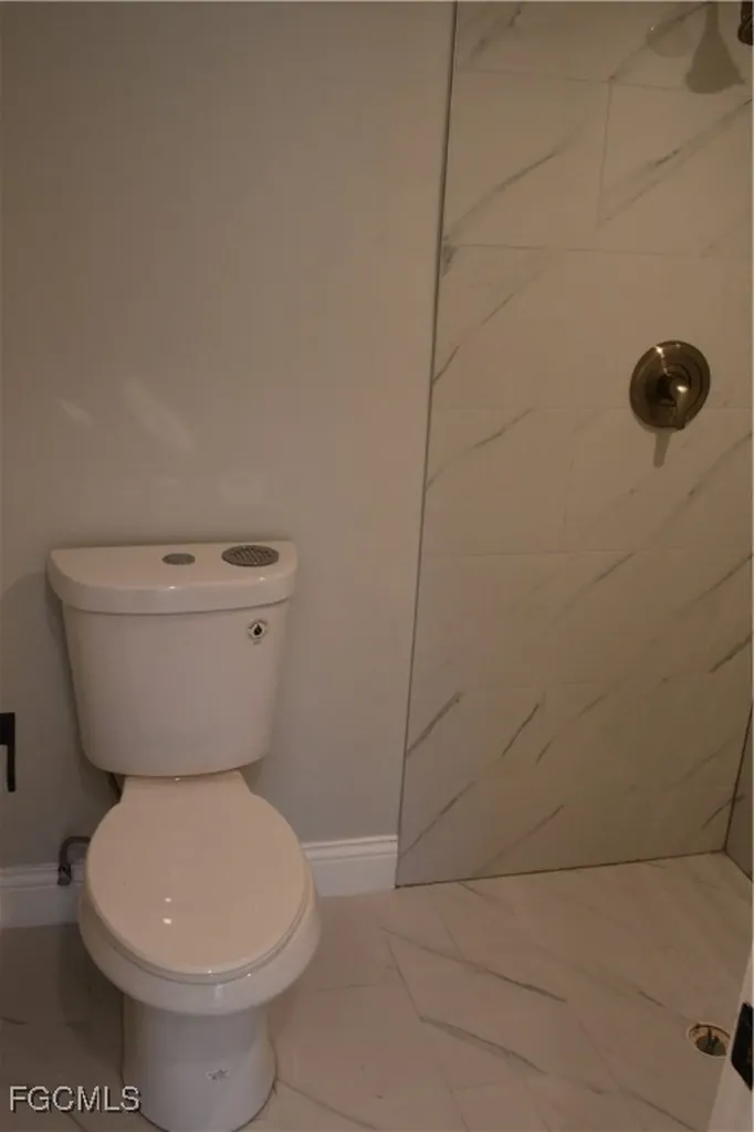 4229 SE 19th Place Cape Coral FL 33904