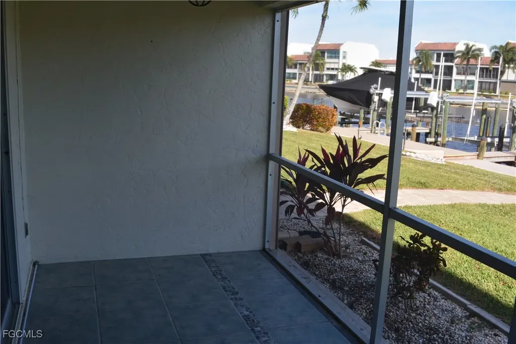 4229 SE 19th Place Cape Coral FL 33904