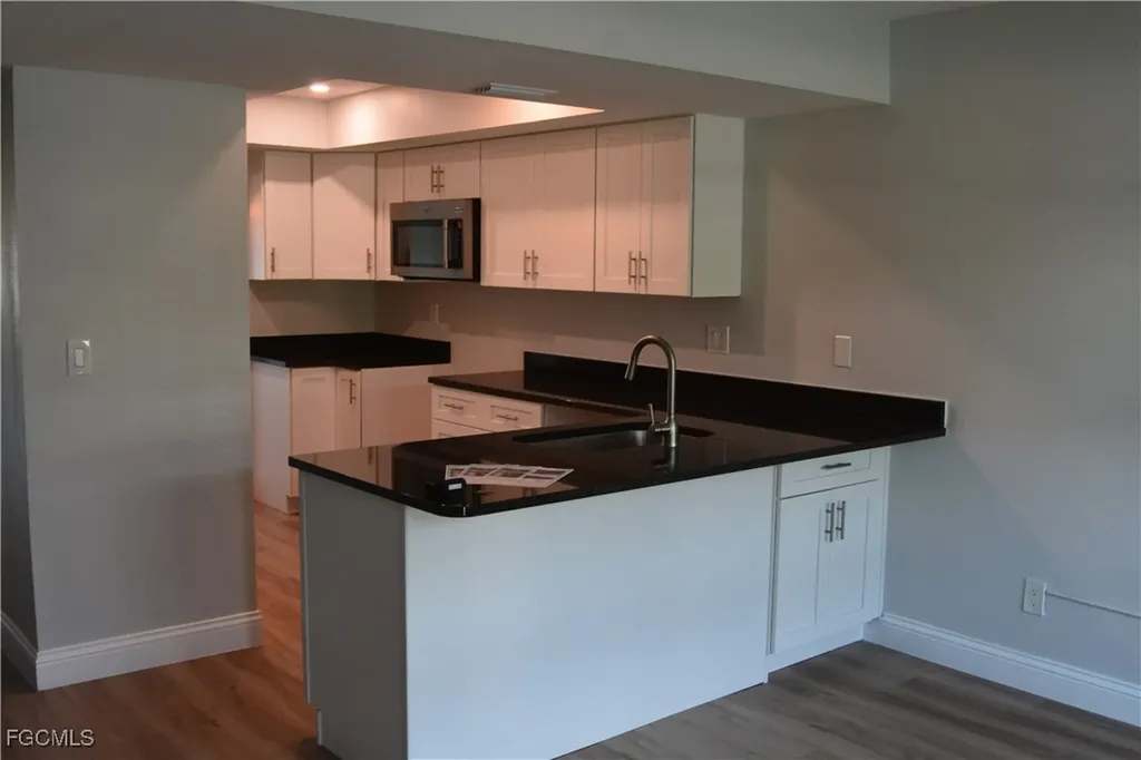 4229 SE 19th Place Cape Coral FL 33904