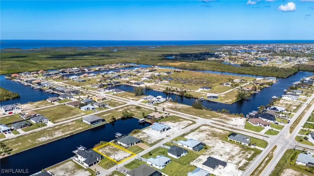 1522 NW 40th Place Cape Coral FL 33993