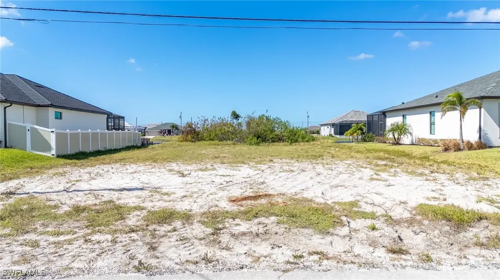 1522 NW 40th Place Cape Coral FL 33993