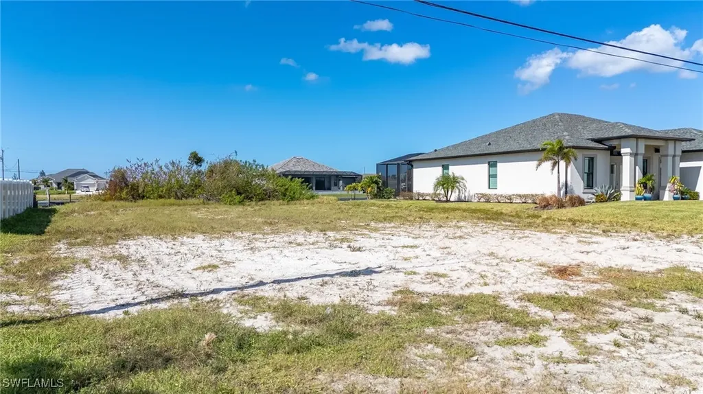 1522 NW 40th Place Cape Coral FL 33993