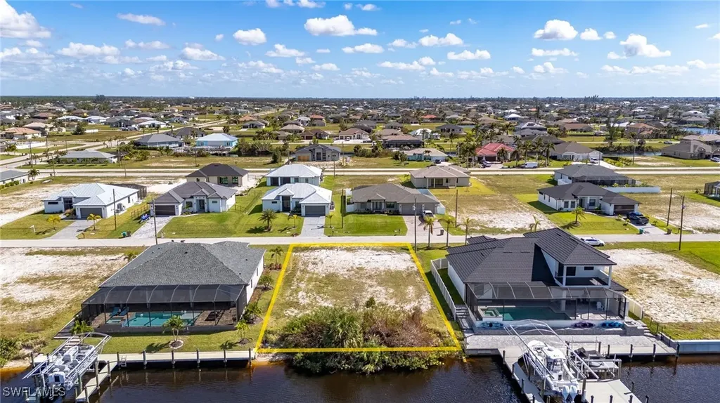 1522 NW 40th Place Cape Coral FL 33993