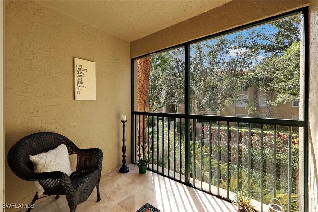 8960 Colonnades Court E Bonita Springs FL 34135