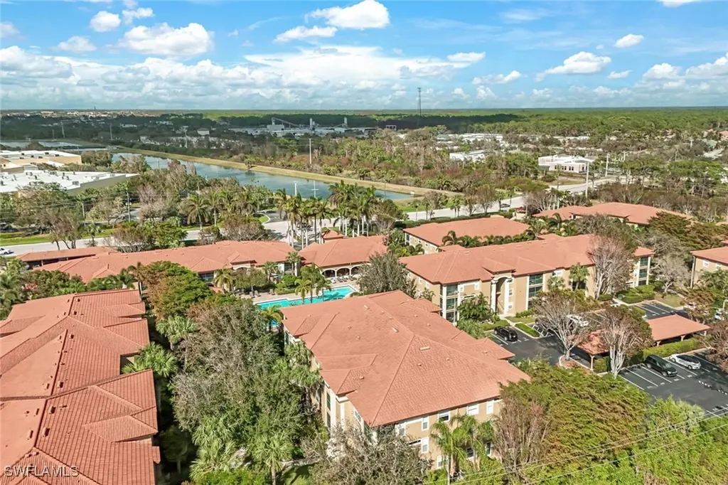 8960 Colonnades Court E Bonita Springs FL 34135